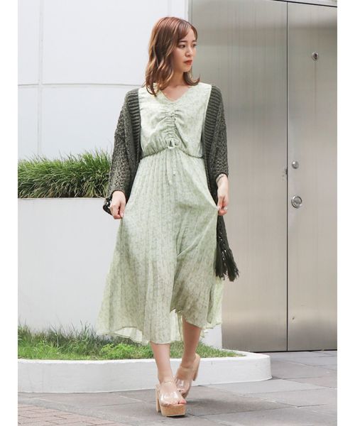 dazzlin（ダズリン）の「フリンジディティールカーデ（カーディガン/ボレロ・レディース・ベージュ/オフホワイト/カーキ・FREE）」の10枚目の写真