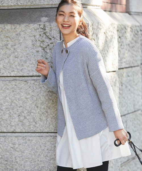 SMILE ORCHID(スマイルオーキッド)の「レイヤードで着れるのが魅力的2wayニットカーディガン(ニット/セーター・レディース・アイボリー/ベージュ/ブラウン/カーキ/ピンク/グレー・FREE)」の20枚目の写真