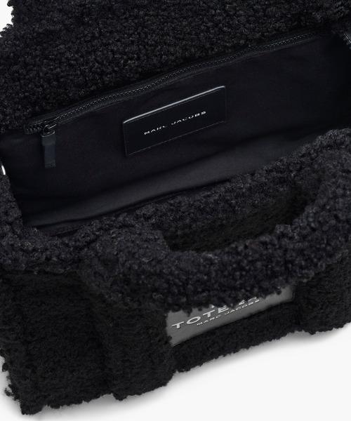 MARC JACOBS(マークジェイコブス)の「THE TEDDY MEDIUM TOTE BAG/ザ テディ ミディアム トートバッグ(トートバッグ・レディース・ベージュ/グレー/ブラック/ブルー系その他/ピンク系その他/グリーン/キャメル・ONE SIZE)」の12枚目の写真