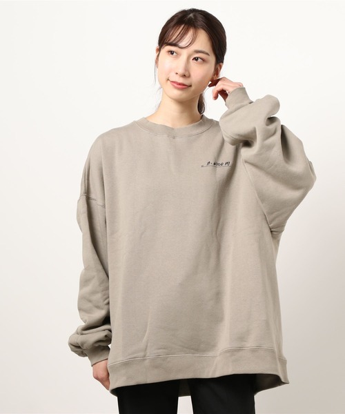 apres jour mignon(アプレジュールミニョン)の「アソートプリントルーズスウェット【ZOZOTOWN限定アイテム】(スウェット・レディース・ブラック/ブラック系その他/ボルドー/アイボリー/クリーム/ブルー系その他/グレイッシュベージュ/モカ/その他/ダークブラウン/パープル/ブラック系その他2・X-LARGE/フリー)」の15枚目の写真