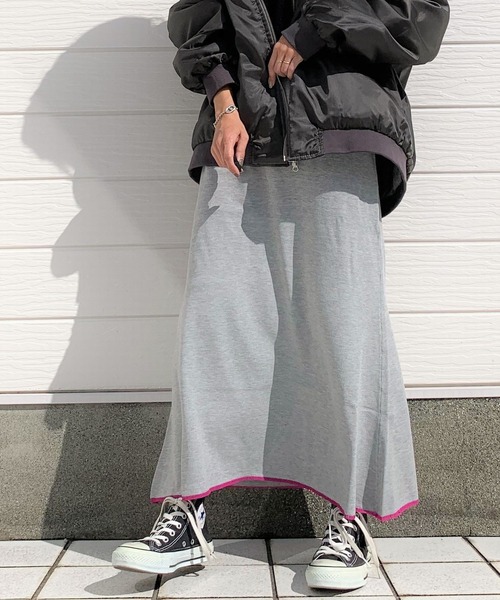 Q（キュー）の「マーメイドニットスカート（スカート・レディース・ホワイト/ライトグレー/ベージュ・MEDIUM）」の2枚目の写真