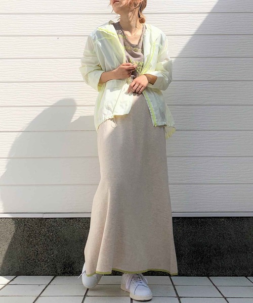 Q（キュー）の「マーメイドニットスカート（スカート・レディース・ホワイト/ライトグレー/ベージュ・MEDIUM）」の13枚目の写真