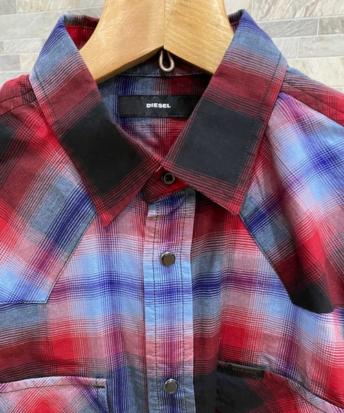 DIESEL(ディーゼル)の「オンブレーチェック ウエスタンチェックシャツ 「S-EAST-LONG」(シャツ/ブラウス・メンズ・ブラック/レッド・S/L/M/XS)」の10枚目の写真