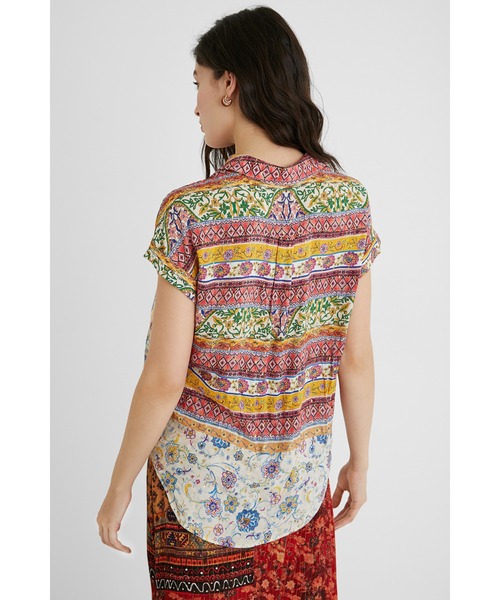 Desigual（デシグアル）の「シャツ半袖 YAEL（シャツ/ブラウス・レディース・レッド・M/L/SS/S/2L/3L）」の4枚目の写真