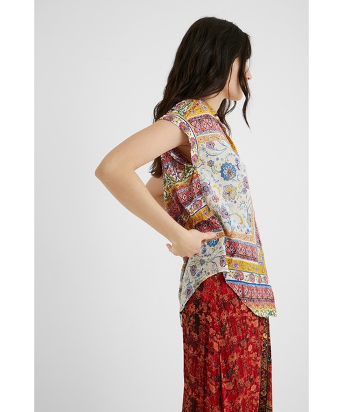 Desigual（デシグアル）の「シャツ半袖 YAEL（シャツ/ブラウス・レディース・レッド・M/L/SS/S/2L/3L）」の6枚目の写真