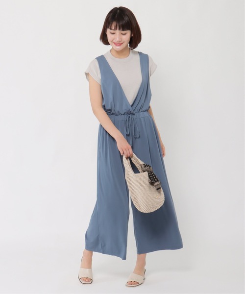 ikka(イッカ)の「ツイストベアオールインワン(つなぎ/オールインワン・レディース・ブラック/グレー/ブルー・M/L)」の4枚目の写真