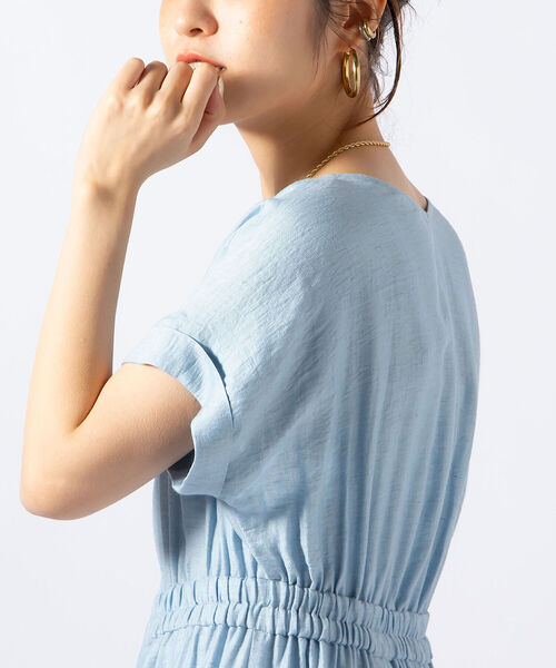 NOLLEY’S（ノーリーズ）の「リネン混ドビーワンピース（ワンピース・レディース・ライトブルー/ネイビー/グリーン・38/36）」の17枚目の写真