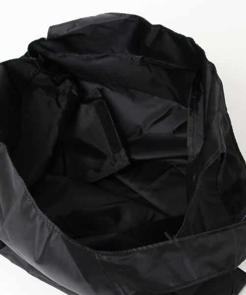 Lee（リー）の「【LEE/リー】カラビナ付きワンポイントブランドロゴパッカブルエコトートバッグ（収納可）（エコバッグ/サブバッグ・レディース・ブラック/ネイビー/グレー/カーキ/ベージュ/ワイン・FREE）」の10枚目の写真