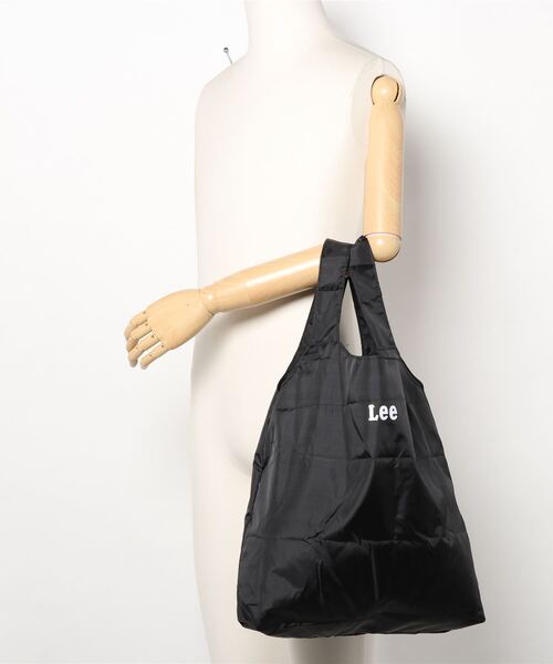 Lee（リー）の「【LEE/リー】カラビナ付きワンポイントブランドロゴパッカブルエコトートバッグ（収納可）（エコバッグ/サブバッグ・レディース・ブラック/ネイビー/グレー/カーキ/ベージュ/ワイン・FREE）」の9枚目の写真