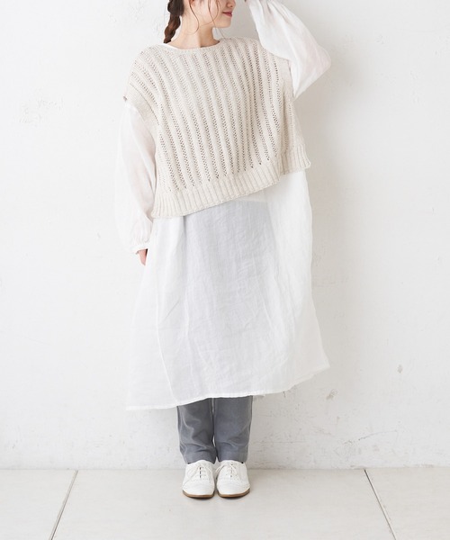 PUAL CE CIN（ピュアルセシン）の「綿麻／コットンリネン／スラブ針抜きベスト（ベスト・レディース・ホワイト/ナチュラル/ブラック・FREE）」の16枚目の写真