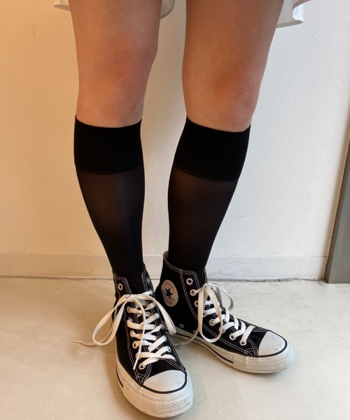 SPINNS（スピンズ）の「【累計販売1万3000足】ナイロン シアーハイソックス（ソックス/靴下・レディース・ホワイト/ブラック・ONESIZE）」の11枚目の写真