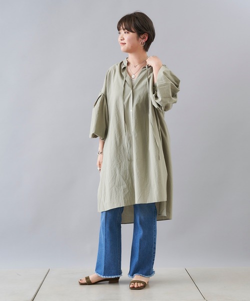 DouDou(ドゥドゥ)の「スキッパーチュニックシャツ(シャツ/ブラウス・レディース・オフホワイト/カーキ/ピンク・FREE)」の7枚目の写真