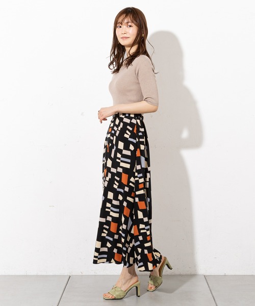 prose verse（プロズヴェール）の「ペイント / 幾何柄 フレアスカート（スカート・レディース・ブラック/オフホワイト・ﾌﾘ-）」の10枚目の写真