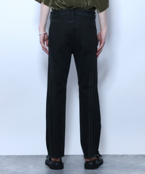 HARE（ハレ）の「フリンジラインデニムパンツ(HARE)（デニムパンツ・メンズ・ブラック/インディゴブルー・SMALL/MEDIUM）」の8枚目の写真