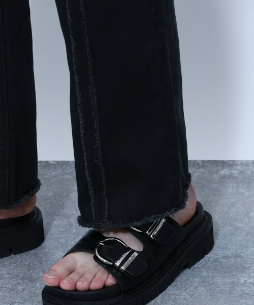 HARE（ハレ）の「フリンジラインデニムパンツ(HARE)（デニムパンツ・メンズ・ブラック/インディゴブルー・SMALL/MEDIUM）」の10枚目の写真