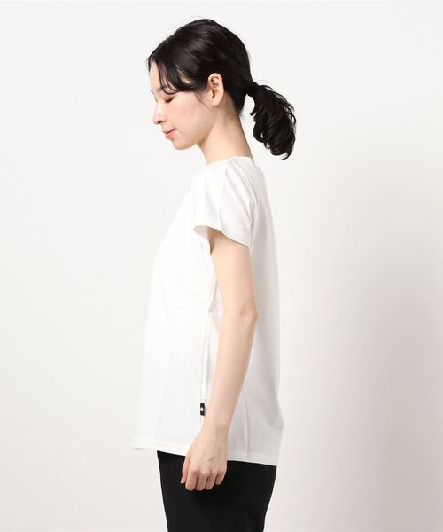 【ホワイト・ブラック2枚セット】マリークワント ジェルデイジーミニ Tシャツ MARY QUANT（マリークワント）の「ジェルデイジーミニ Tシャツ