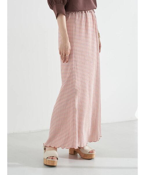 earth music&ecology(アースミュージックアンドエコロジー)の「セミフレアギンガムスカート *(スカート・レディース・ブラック/レッド/イエロー・FREE)」の5枚目の写真