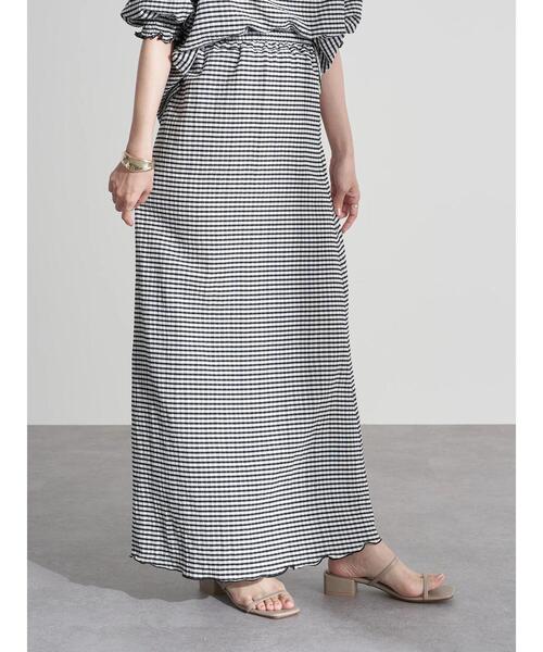 earth music&ecology(アースミュージックアンドエコロジー)の「セミフレアギンガムスカート *(スカート・レディース・ブラック/レッド/イエロー・FREE)」の15枚目の写真