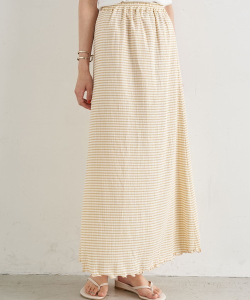 earth music&ecology(アースミュージックアンドエコロジー)の「セミフレアギンガムスカート *(スカート・レディース・ブラック/レッド/イエロー・FREE)」の3枚目の写真