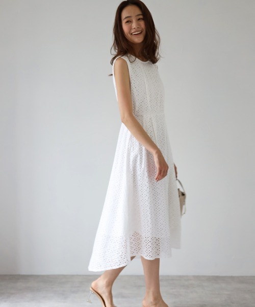 deux amour（ドゥーザムール）の「インドコットンレースノースリ―ブワンピース（ワンピース・レディース・ホワイト/ブラック/ネイビー/ブラウン・MEDIUM）」の8枚目の写真