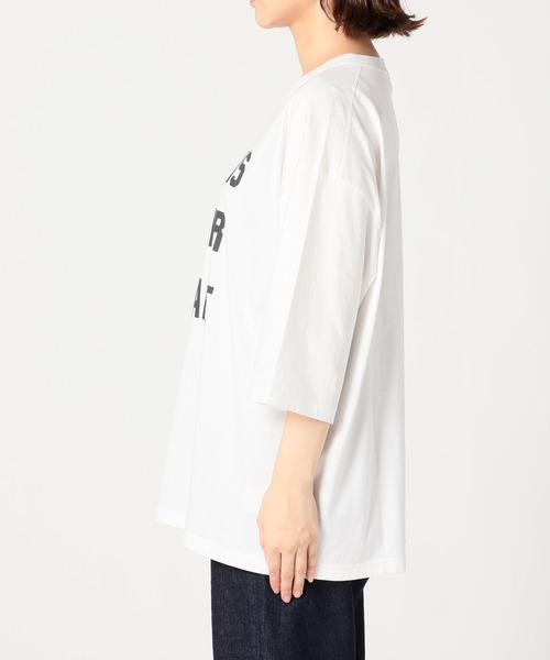 SLOBE IENA(スローブイエナ)の「OKグラフィックBIG TEE【手洗い可能】◆(Tシャツ/カットソー・レディース・ホワイト/ブラック・FREE)」の6枚目の写真