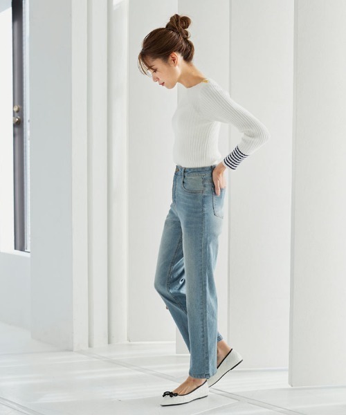 KOBE LETTUCE（コウベレタス）の「ハイライズストレートデニムパンツ（デニムパンツ・レディース・ライトブルー/インディゴブルー/ブラック系その他/ホワイト系/グレー・S/M/L/XS/XXS）」の12枚目の写真