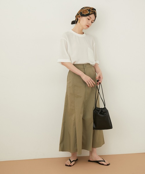 ADAM ET ROPE'（アダムエロペ）の「【アウトレット店舗・WEB限定】ジョーゼットチュニックTeeブラウス（シャツ/ブラウス・レディース・ホワイト/チャコールグレー・FREE）」の5枚目の写真