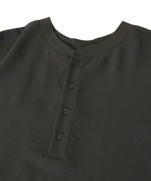 ADAM ET ROPE'（アダムエロペ）の「【アウトレット店舗・WEB限定】ジョーゼットチュニックTeeブラウス（シャツ/ブラウス・レディース・ホワイト/チャコールグレー・FREE）」の9枚目の写真