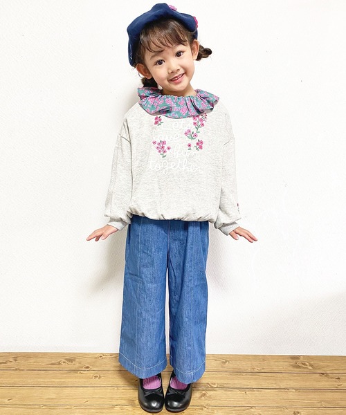 KP（ケーピー）の「ロゴプリントと小花刺しゅうのミニ裏毛トレーナー(100-130cm)（スウェット・キッズ・ブルー/杢グレー・110cm/100cm/120cm/130cm）」の8枚目の写真