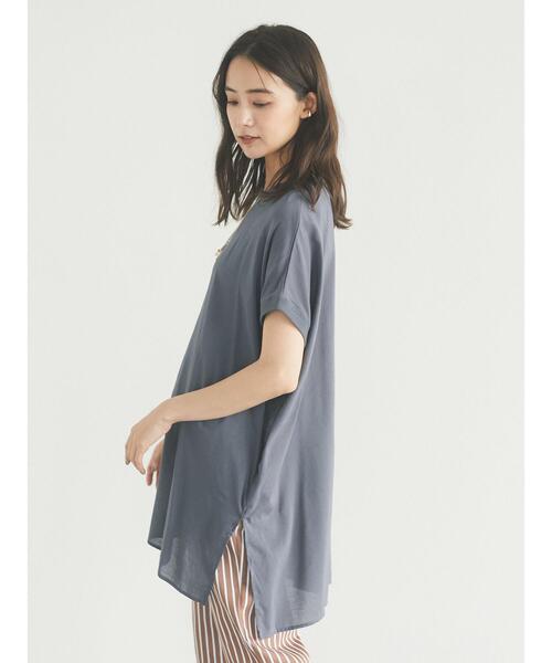 CRAFT STANDARD BOUTIQUE（クラフトスタンダードブティック）の「シアーTブラウスチュニック　＊（Tシャツ/カットソー・レディース・チャコールグレー/ベージュ/サックスブルー/アイボリー・FREE）」の14枚目の写真