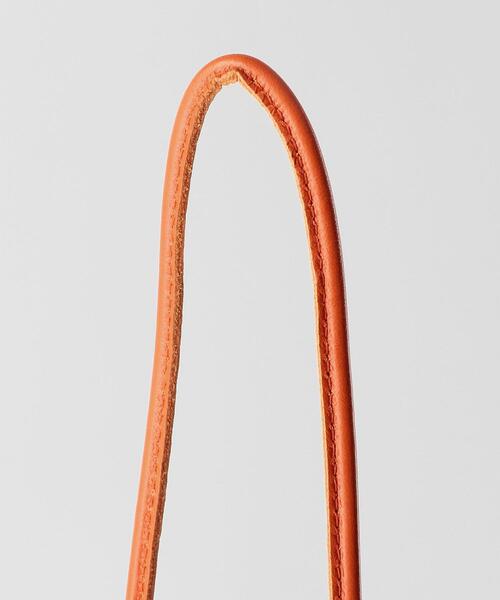 MARROW（マロウ）の「【別注】＜MARROW＞BENTPOUCH レザーショルダーバッグ（ショルダーバッグ・レディース・レッド・FREE）」の5枚目の写真