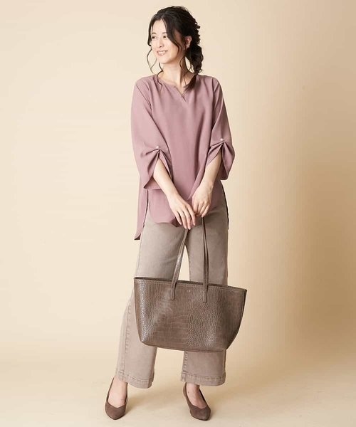 OFUON le MK（オフオンルエムケー）の「【洗濯機で洗える】ストレッチワイドデニム（デニムパンツ・レディース・ベージュ/ネイビー・40/38/36）」の16枚目の写真