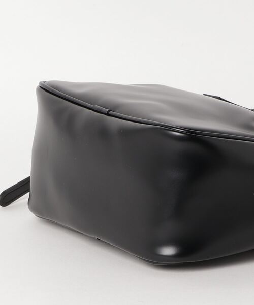 PIENI(ピエニ)の「PIENI(ピエニ)MINI BOSTON/ミニボストン(ショルダーバッグ・レディース・ブラック・FREE)」の5枚目の写真