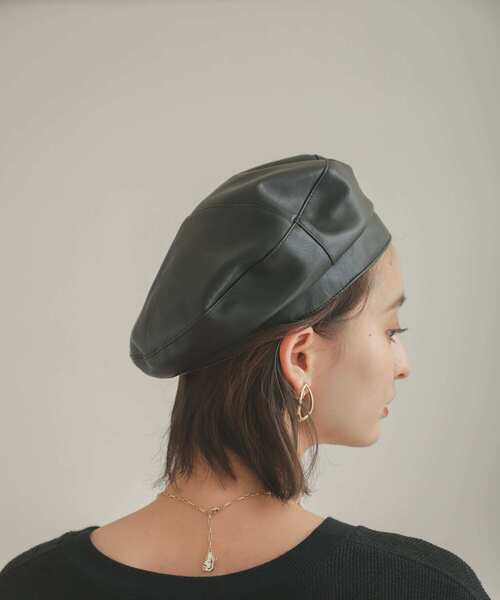 SENSE OF PLACE by URBAN RESEARCH（センスオブプレイスバイアーバンリサーチ）の「フェイクレザーソフトベレー（ハンチング/ベレー帽・レディース・ベージュ/ブラウン/ブラック・ONE）」の2枚目の写真