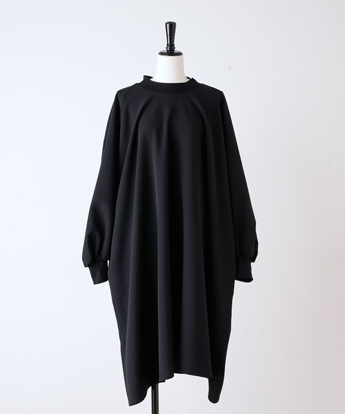 BEARDSLEY（ビアズリー）の「卒入園などの行事にも。身幅たっぷりでも広がらない袖パフBIGワンピース（ワンピース・レディース・ブラック・FREE）」の7枚目の写真