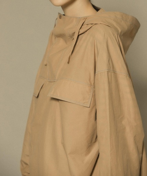 KBF（ケイビーエフ）の「アノラックシャツ（シャツ/ブラウス・レディース・ライトベージュ/キャメル/ネイビー・ONE）」の6枚目の写真