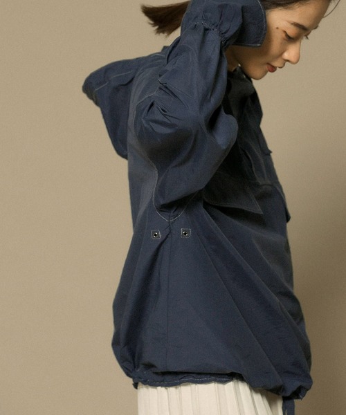 KBF（ケイビーエフ）の「アノラックシャツ（シャツ/ブラウス・レディース・ライトベージュ/キャメル/ネイビー・ONE）」の16枚目の写真