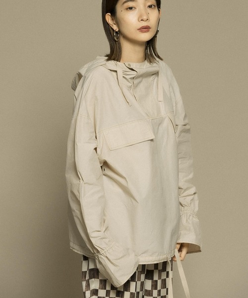KBF（ケイビーエフ）の「アノラックシャツ（シャツ/ブラウス・レディース・ライトベージュ/キャメル/ネイビー・ONE）」の21枚目の写真