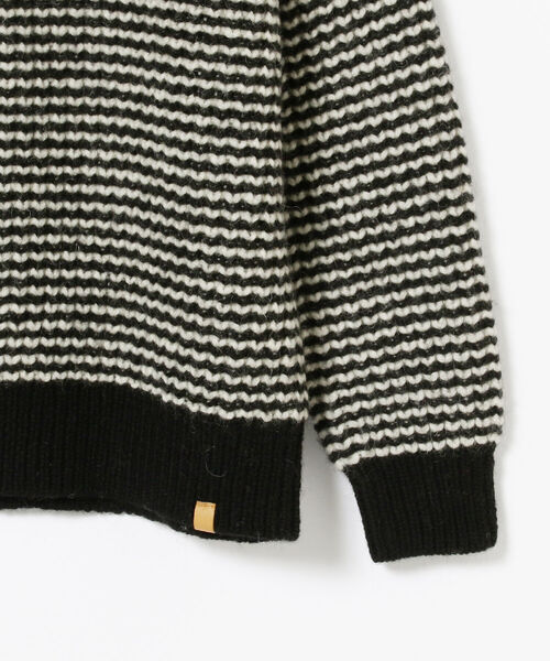 BEAMS LIGHTS（ビームスライツ）の「BEAMS LIGHTS / ポップコーンボーダー クルーネック ニット（ニット/セーター・メンズ・ブラウン系その他4/ブラック/チャコールグレー・SMALL/MEDIUM/LARGE）」の16枚目の写真