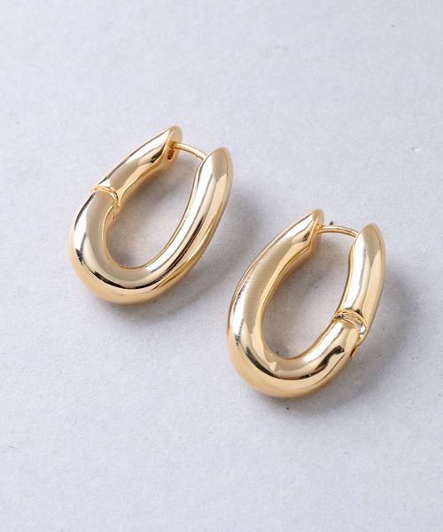 Manon's Selection(マノンズセレクション)の「ウェーブフープピアス(ピアス(両耳用)・レディース・ゴールド/シルバー・ONE SIZE)」の5枚目の写真