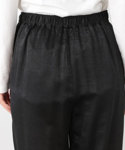 LEPSIM(レプシィム)の「サテンイージーパンツ 216719(その他パンツ・レディース・ブラック/ブラウン・LARGE/MEDIUM)」の13枚目の写真