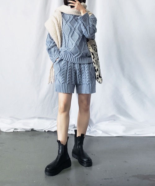 ニットセーター+ショートパンツ セットアップ 韓国系 3色 t575 ニットセーター+ショートパンツ セットアップ 韓国系 3色 t575