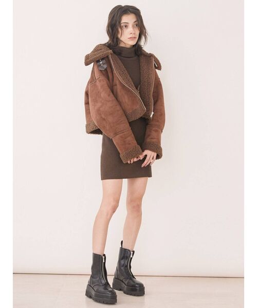 EVRIS（エヴリス）の「【WEB限定】フェイクムートンクロップドブルゾン（ブルゾン・レディース・ブラウン/アイボリー・FREE）」の10枚目の写真