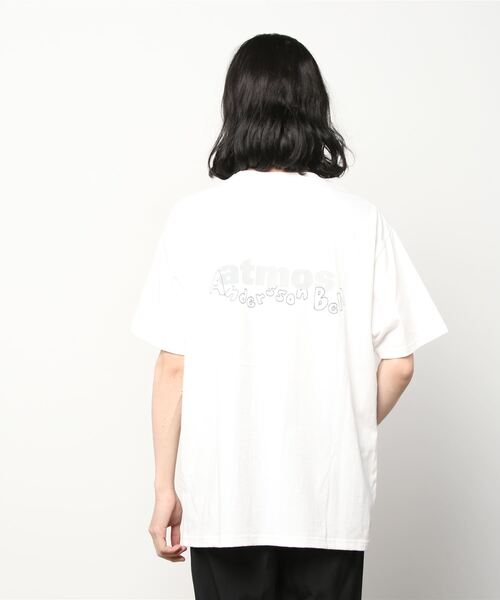 ANDERSSON BELL（アンダースンベル）の「Andersson Bell × atmos  S/S Tee (WHITE/GRAY)（Tシャツ/カットソー・メンズ・ホワイト・M/XL/L）」の2枚目の写真