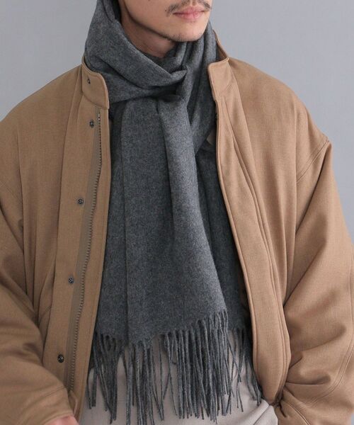 SHIPS（シップス）の「【WEB限定】SHIPS: ウール ベーシック ビッグ マフラー（マフラー・メンズ・ネイビー/グレー・ONE SIZE）」の2枚目の写真