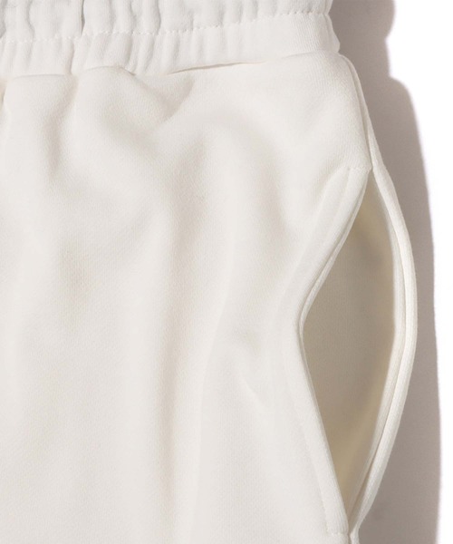 UGG（アグ）の「UGG@mos カラー発泡ロゴ スウェットパンツ / アグ カラーハッポウロゴ スウェットパンツ（スウェットパンツ・レディース・グレー/イエロー/ホワイト・XL/M/L）」の12枚目の写真