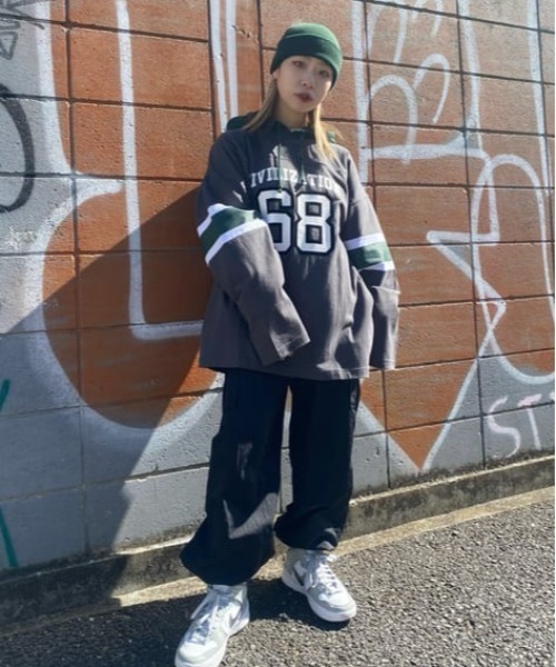 WEGO(ウィゴー)の「WEGO/ヘビーウエイト フットボールBIGロンT(Tシャツ/カットソー・メンズ・スミクロ/オートミール・MEDIUM/LARGE)」の5枚目の写真