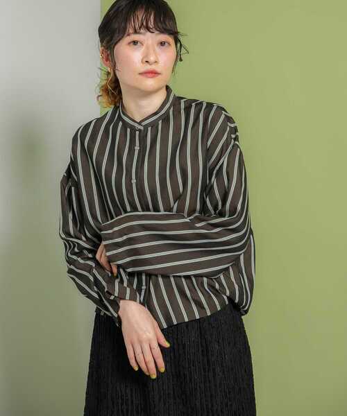 KBF（ケイビーエフ）の「リバーシブルスタンドカラーシャツ（シャツ/ブラウス・レディース・ブルー系その他/ブラウン系その他/ベージュ系その他・ONE）」の2枚目の写真