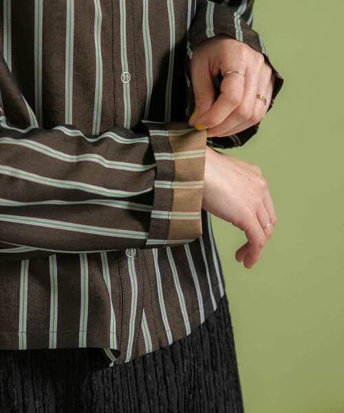 KBF（ケイビーエフ）の「リバーシブルスタンドカラーシャツ（シャツ/ブラウス・レディース・ブルー系その他/ブラウン系その他/ベージュ系その他・ONE）」の10枚目の写真