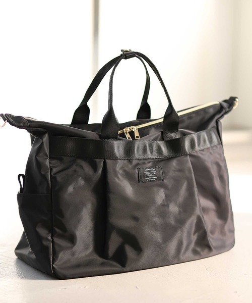 ALTROSE（アルトローズ）の「撥水ナイロン　2WAYトラヘ゛ルボストン（ボストンバッグ・レディース・ブラック/ベージュ/ネイビー・FREE）」の2枚目の写真